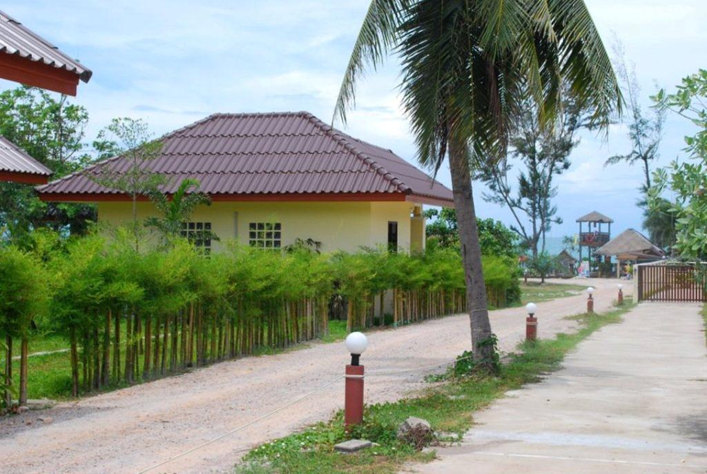 Bamboo Resort Khanom Exterior photo